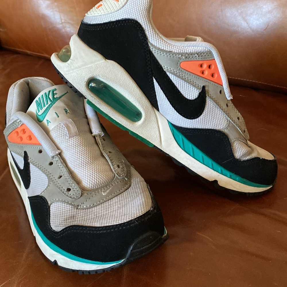 Nike Women's Athletic Shoes White Black Teal Orange